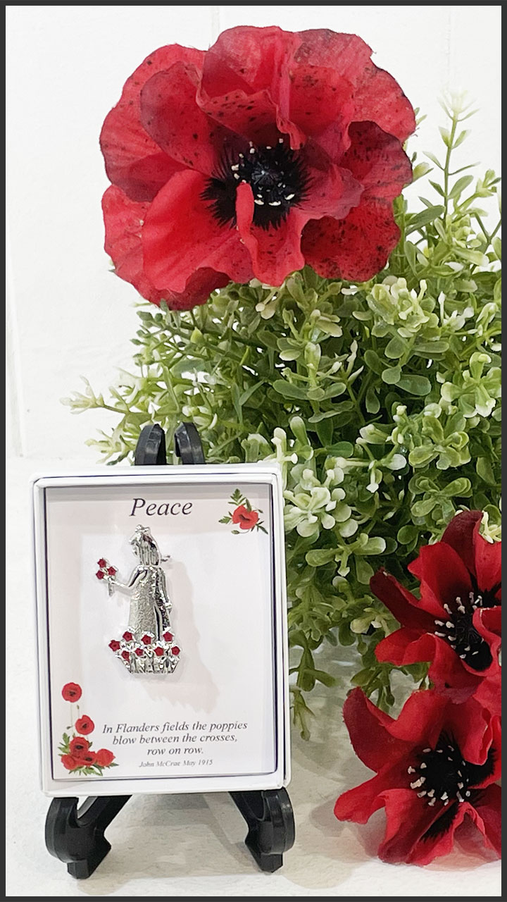 P1039 Girl with Posy in poppy Field