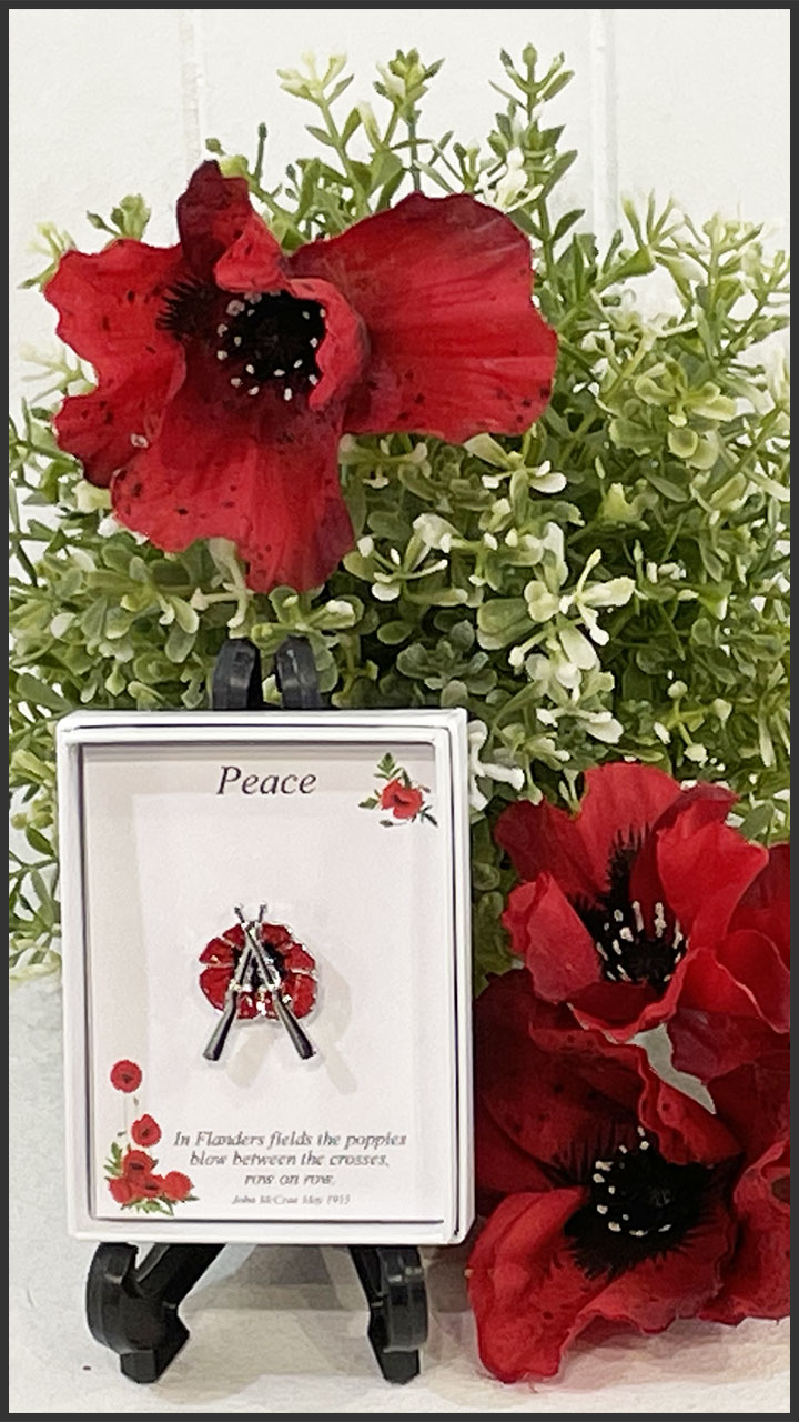 P1044 Single Poppy with Rifles Brooch