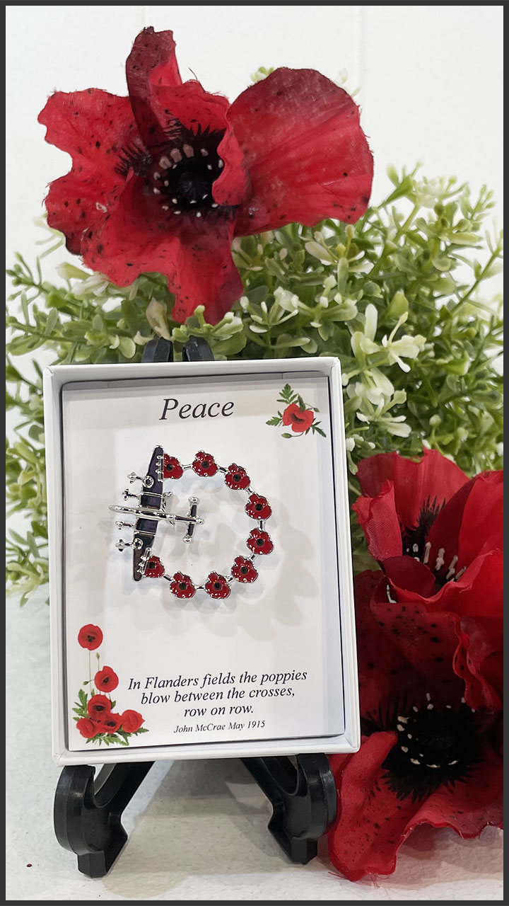P1047 Poppy Lancaster Brooch